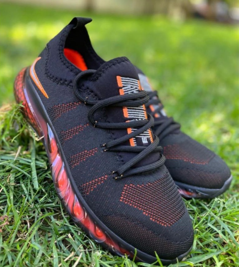 Маратонки Nike Zoom черно и оранжево